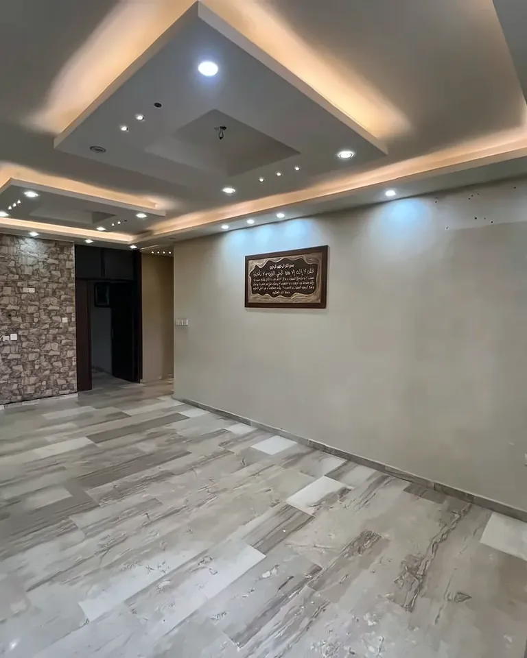 قبل وبعد من أعمال نورها، صورة ٢ من ٧