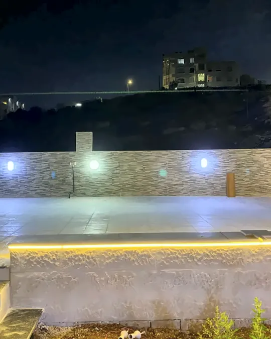 إنارة خارجية من أعمال نورها، صورة ١٢ من ٣٢